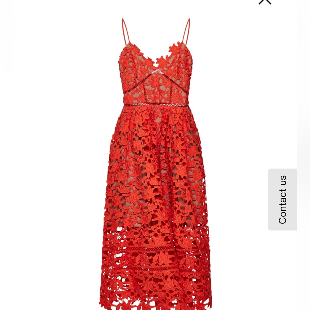 Self-Portrait Lace Midi Dress/ US 10 and UK 14
NOTE: Brand runs smaller.